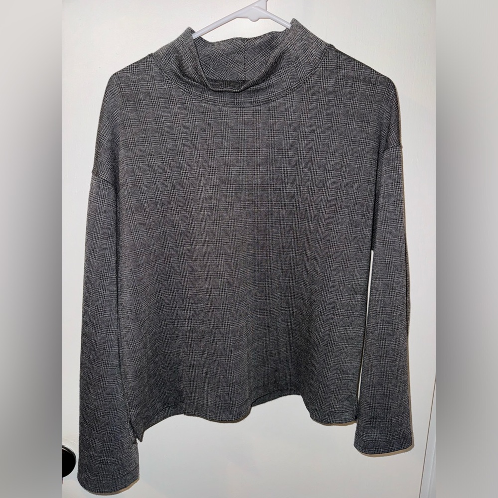 Madewell Gray & Black Plaid Turtleneck